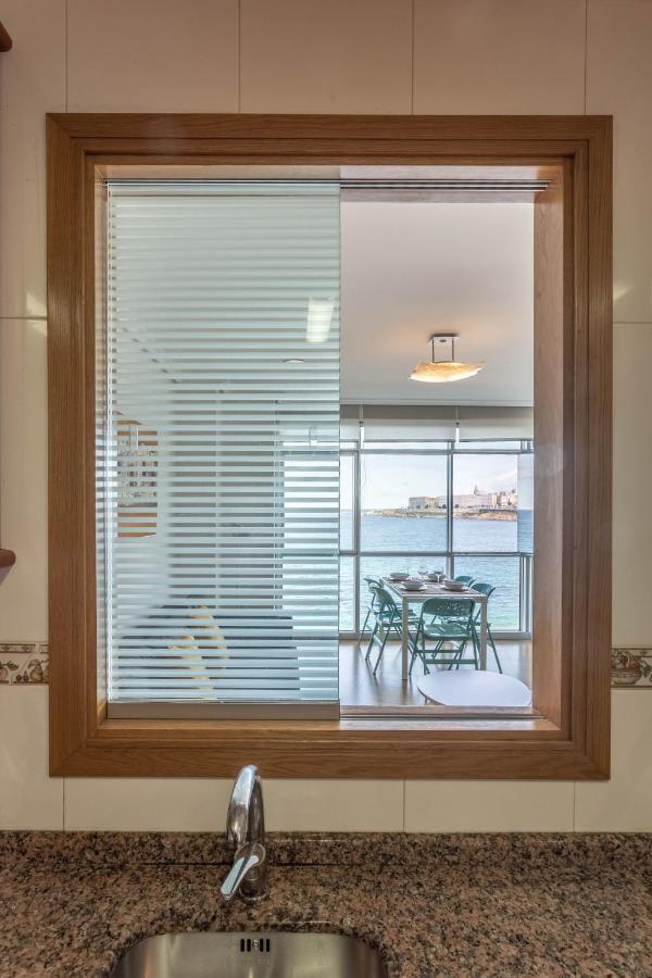 Apartamento En Primera Linea De Playa Riazor 아 코루냐 외부 사진